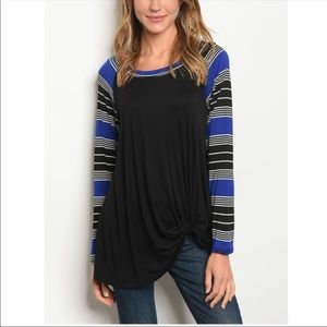 🆕 Beautiful Black Top with Striped Sleeves
